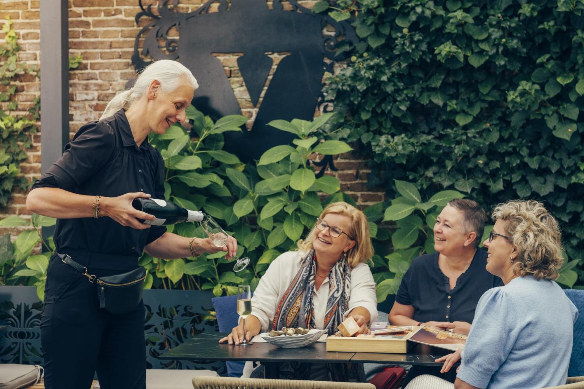 Grand Boutique Hotel-Restaurant Huis Vermeer Девентер Екстериор снимка