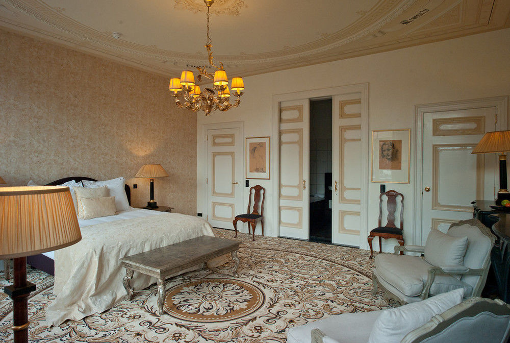 Grand Boutique Hotel-Restaurant Huis Vermeer Девентер Екстериор снимка