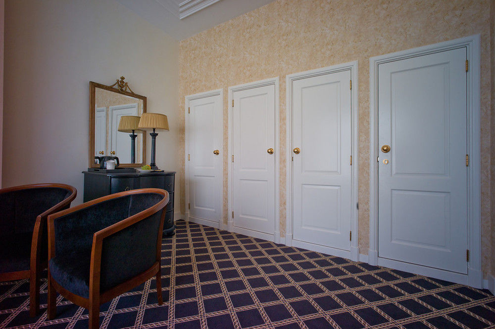 Grand Boutique Hotel-Restaurant Huis Vermeer Девентер Екстериор снимка